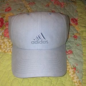 Women’s fit Adidas cap